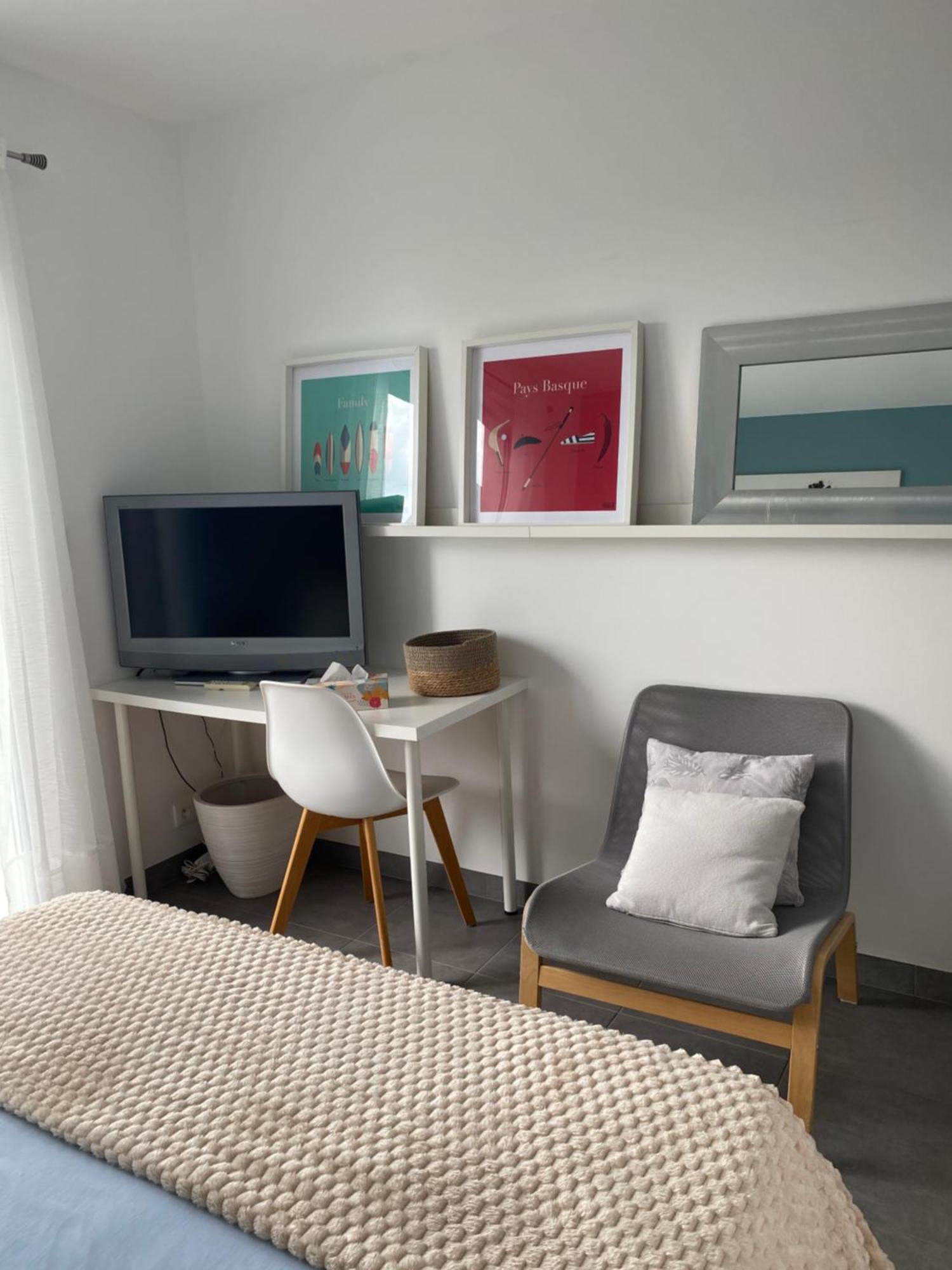 Ama Lur Hotel Hasparren Buitenkant foto